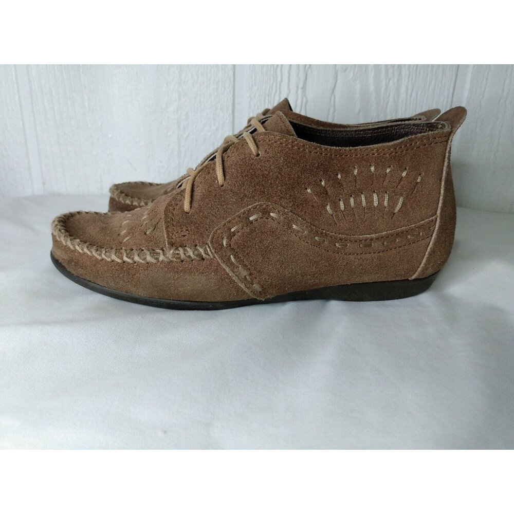 Minnetonka Women's Chukka Moccasins  Light Brown Suede Ankle Bootie Sz 5.5 - Picture 3 of 9